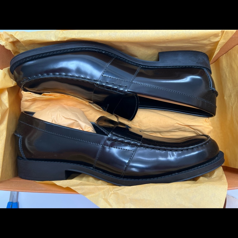 NIB Tod’s Classic Penny Loafers Akt Nero